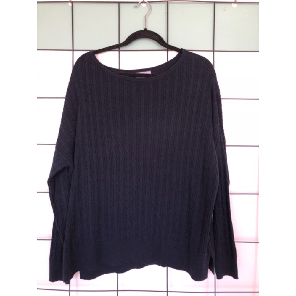 <JCP> CASHMERE BLEND DARK NAVY SWEATER! SO COMFY!